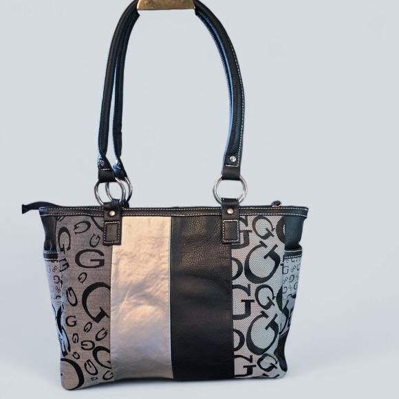 G by Guess Patchwork black gray logo purse handbag - Picture 2 of 7